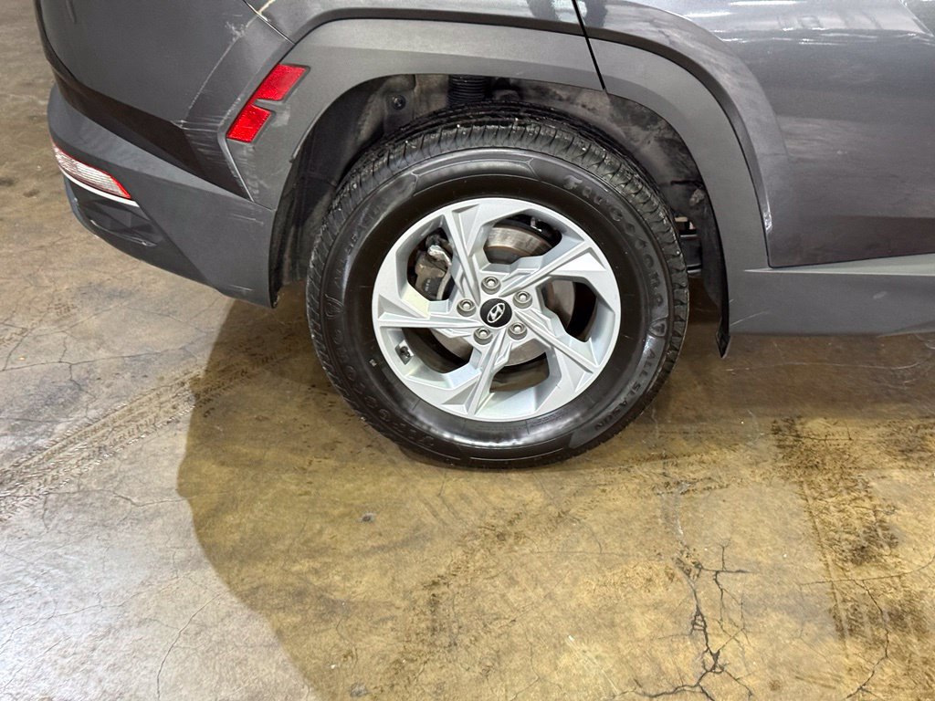 Used 2022 Hyundai Tucson SEL w/ Cargo Package AWD/4WD image 6