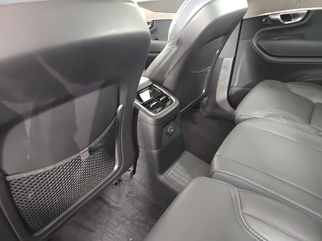 Certified 2022 Volvo XC90 T8 Inscription image 16