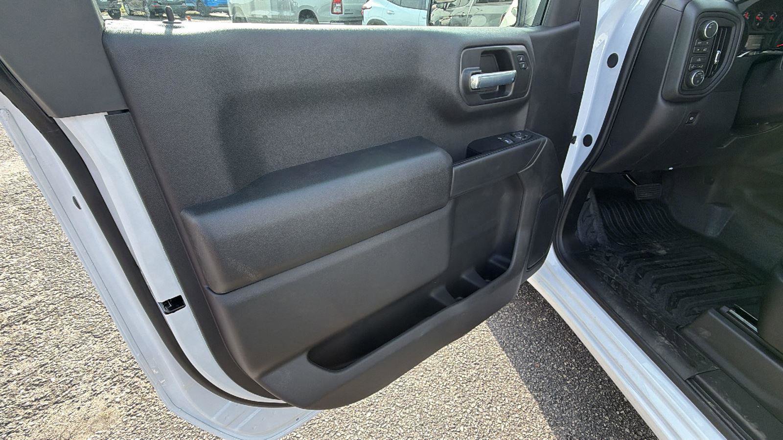New 2026 Chevrolet Silverado 1500 W/T w/ Trailering Package AWD/4WD image 11