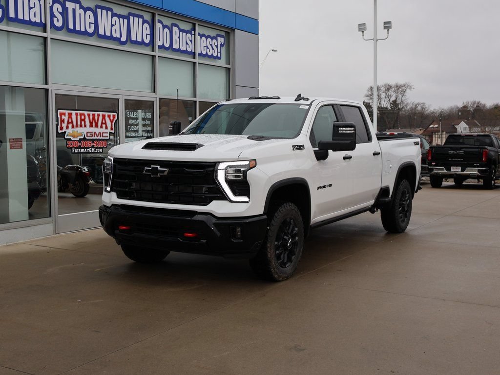 New 2026 Chevrolet Silverado 3500 LT w/ Trail Boss Package AWD/4WD image 7