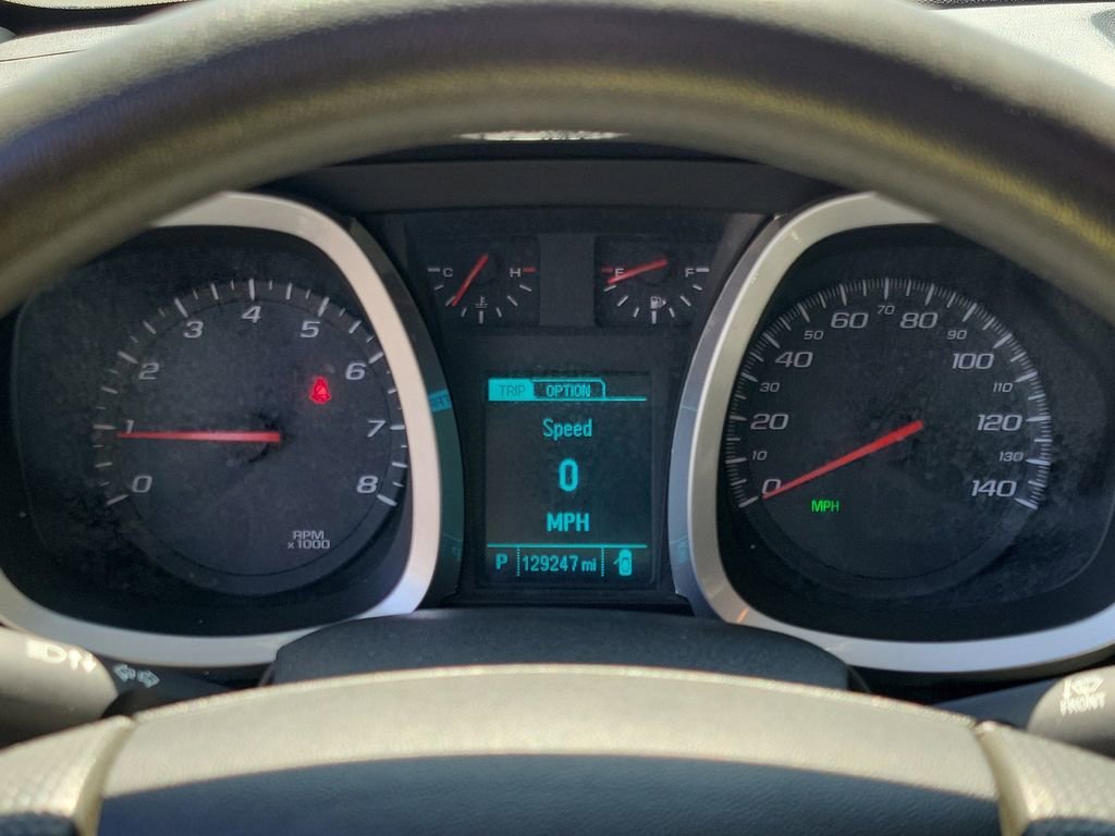 Used 2017 Chevrolet Equinox LT FWD image 23