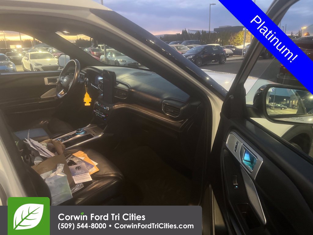 Used 2020 Ford Explorer Platinum w/ Premium Technology Package AWD/4WD image 5