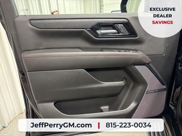 New 2026 GMC Yukon AT4 Ultimate AWD/4WD image 8