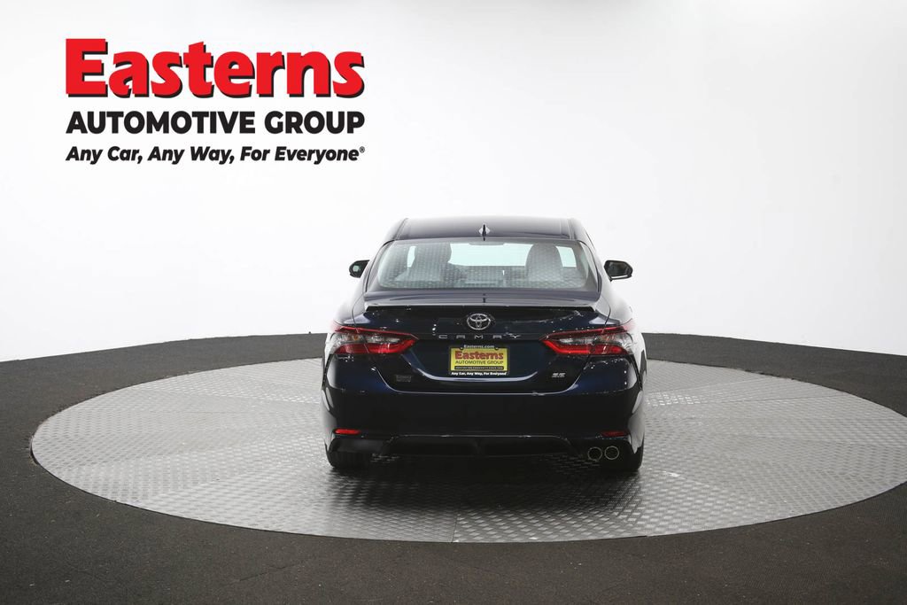 Used 2021 Toyota Camry SE image 36