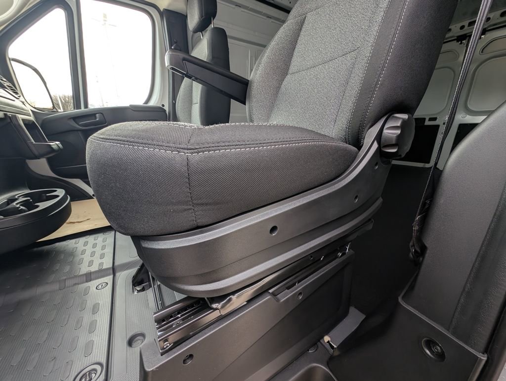 New 2026 RAM ProMaster 2500 w/ Convenience Group image 17