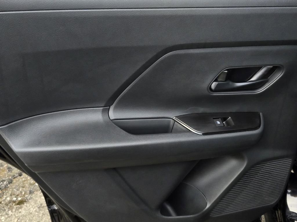 New 2026 Nissan Kicks S image 10