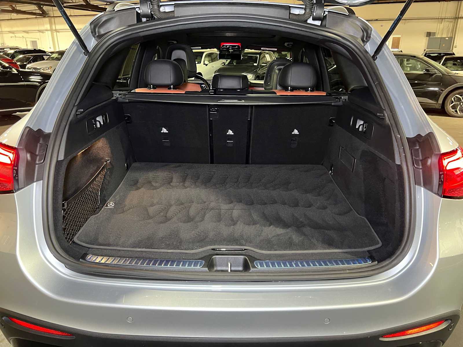 Used 2023 Mercedes-Benz GLC 300 4MATIC image 17