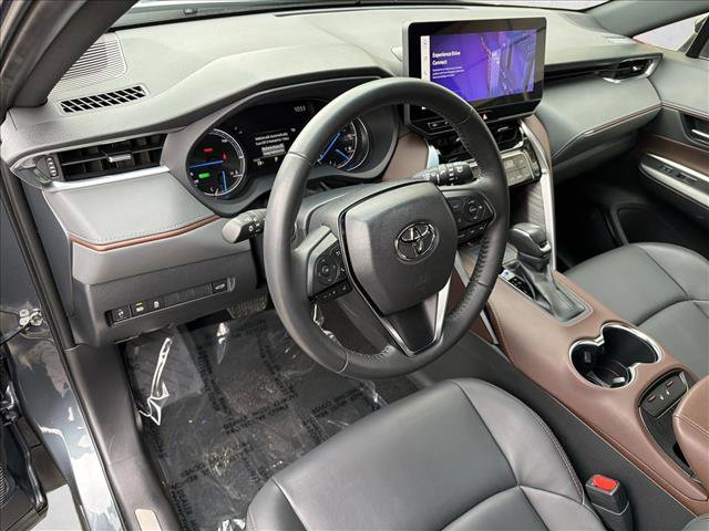 Certified 2024 Toyota Venza XLE image 13
