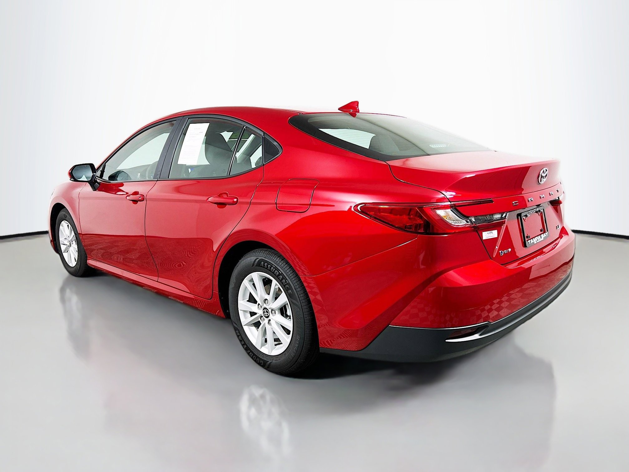 Used 2026 Toyota Camry LE image 8