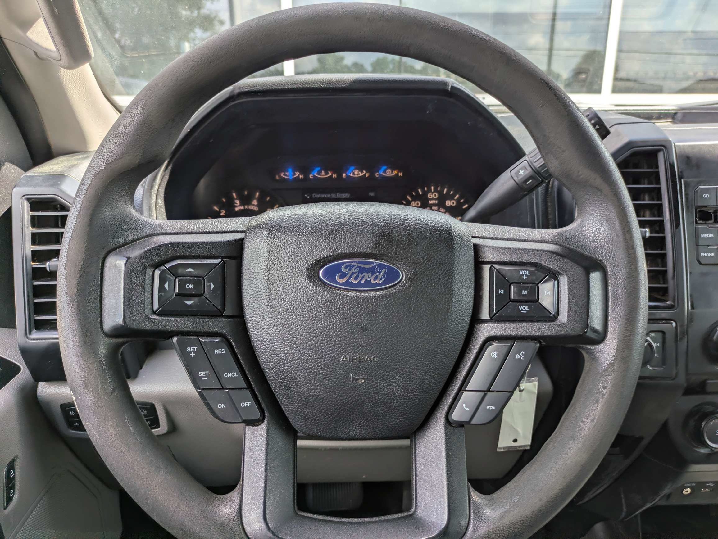 Used 2015 Ford F150 XL w/ Equipment Group 101A Mid AWD/4WD image 25