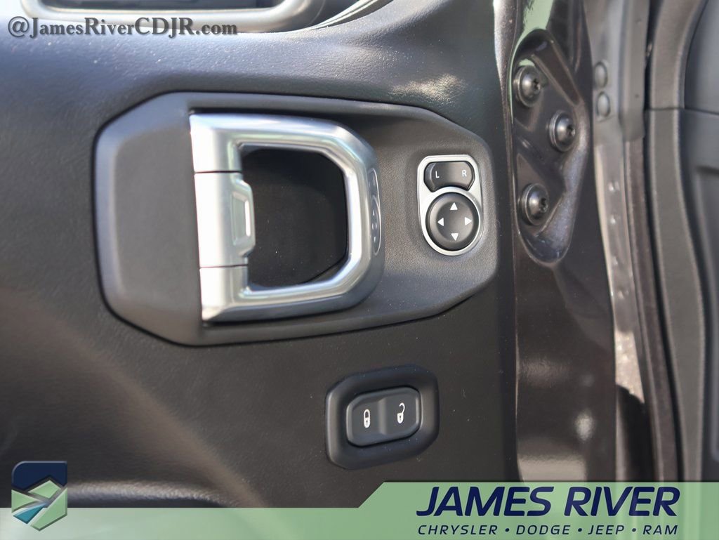 Used 2024 Jeep Wrangler Willys image 21