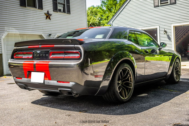 Used 2020 Dodge Challenger SRT Hellcat image 8