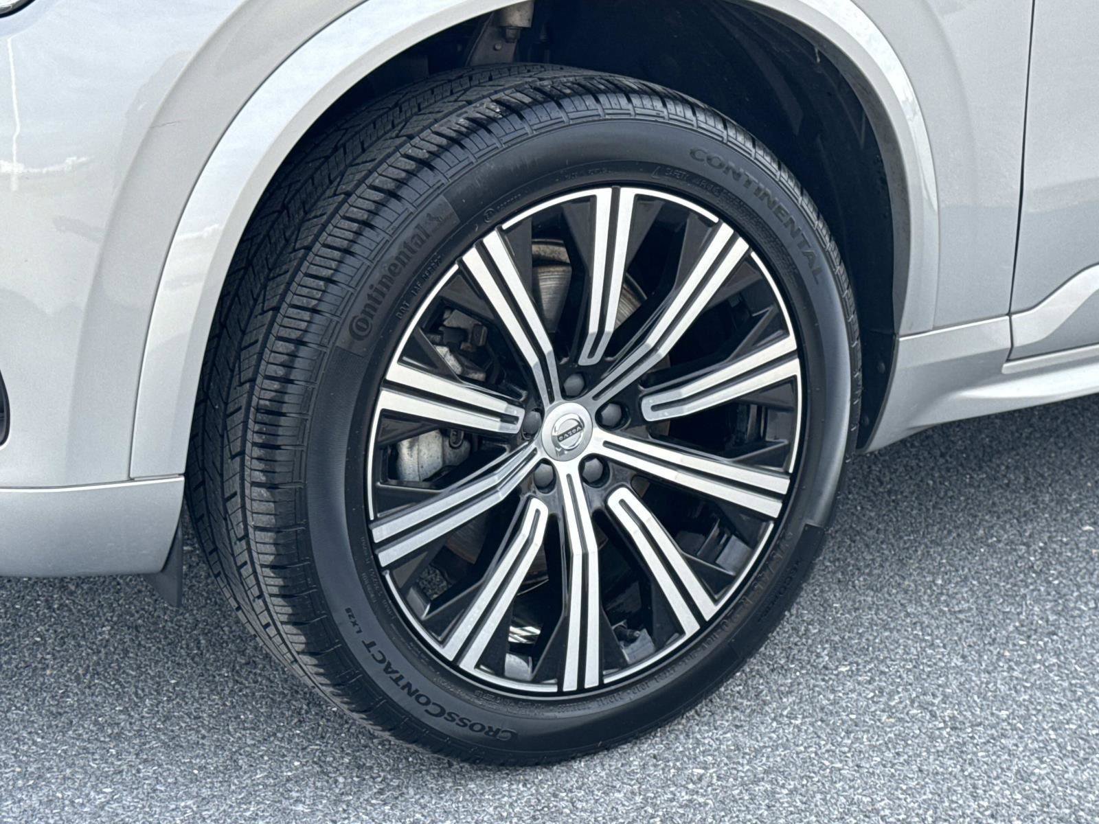 Used 2023 Volvo XC90 B5 Core w/ Protection Package Premier image 29