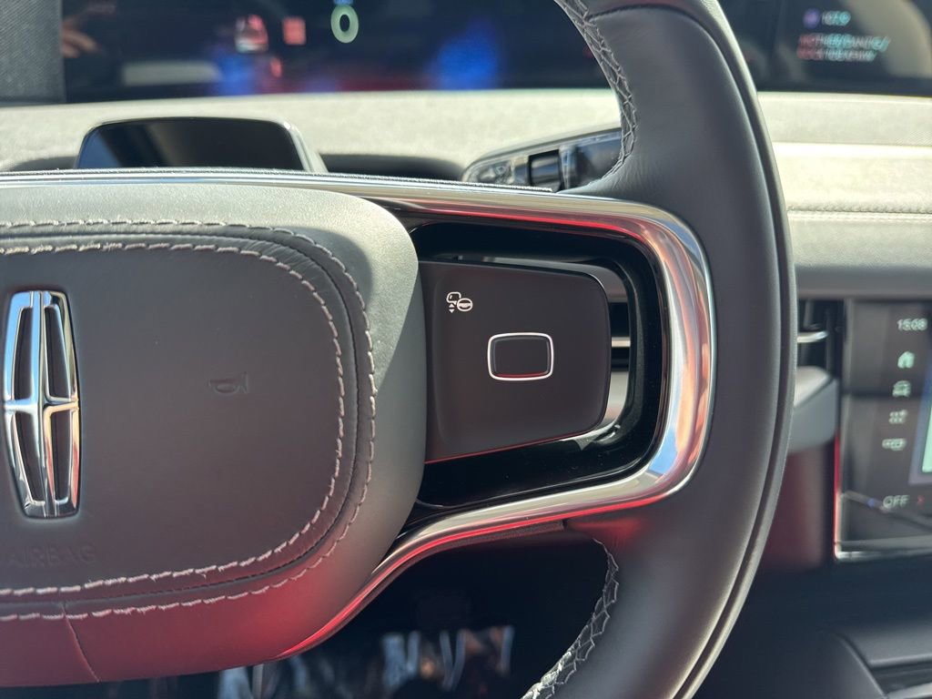 New 2026 Lincoln Navigator Reserve image 15