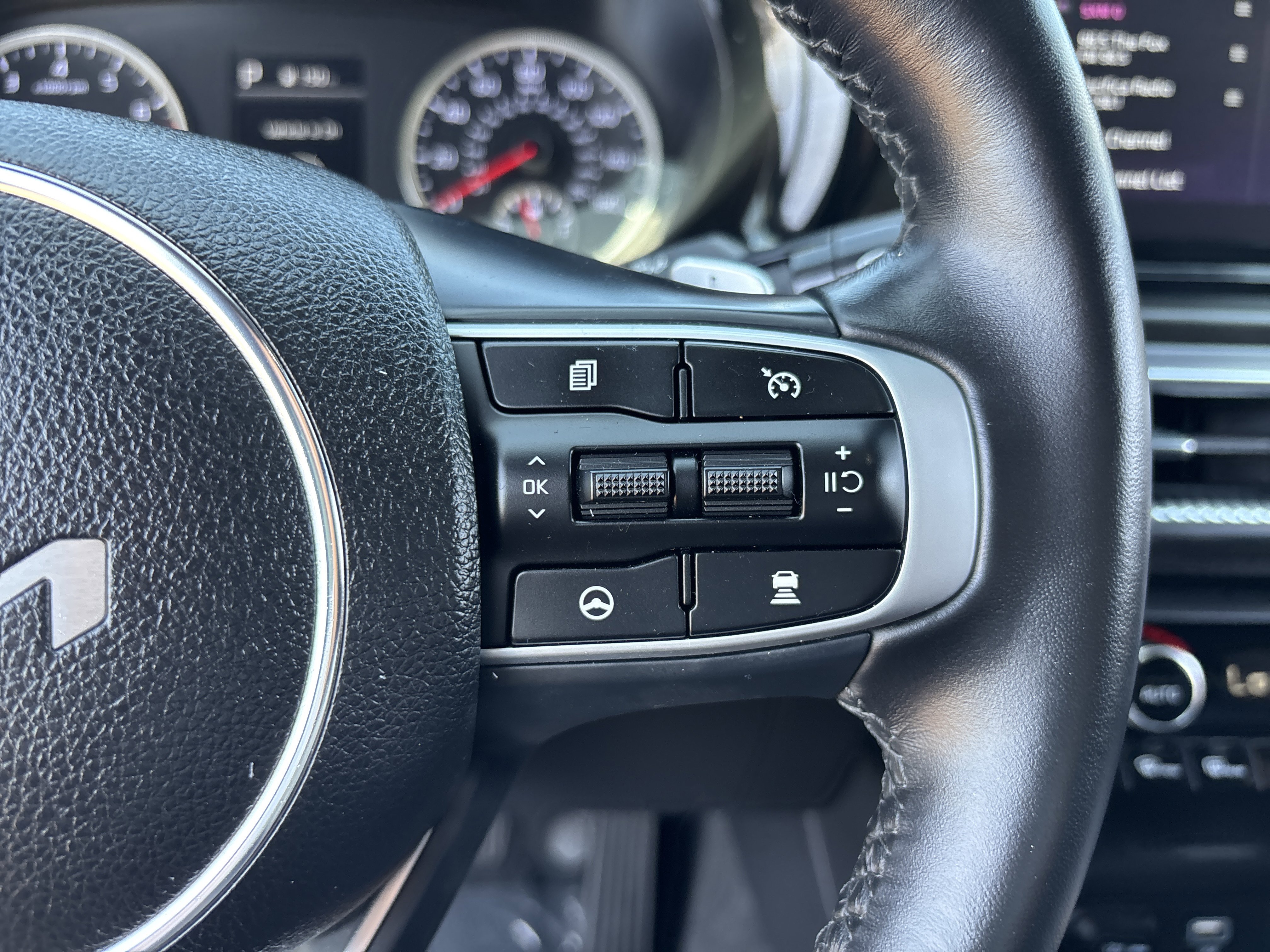 Certified 2024 Kia K5 GT w/ GT1 Package image 28