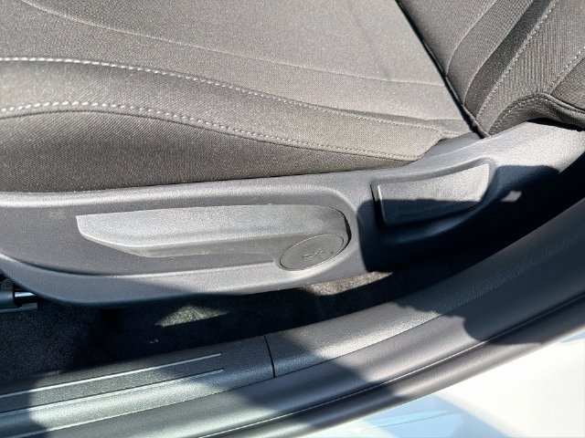 New 2026 Hyundai Elantra Sport FWD image 23