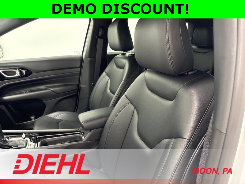 New 2026 Jeep Compass Limited image 19