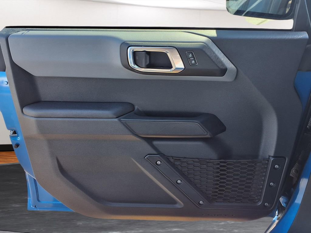 Used 2024 Ford Bronco Big Bend image 17