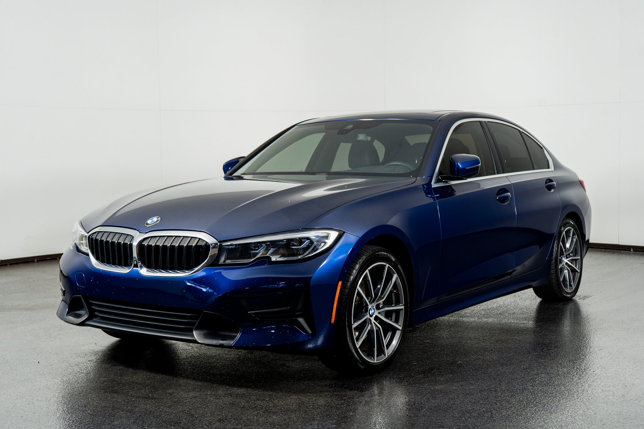Used 2020 BMW 330i Sedan w/ Executive Package image 21