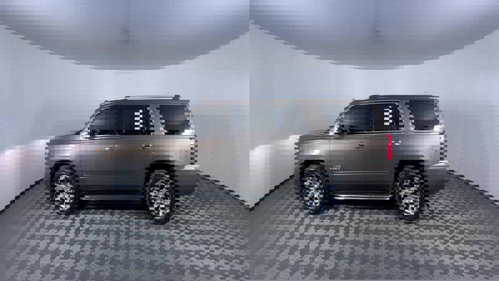 Used 2015 Chevrolet Tahoe LTZ image 6