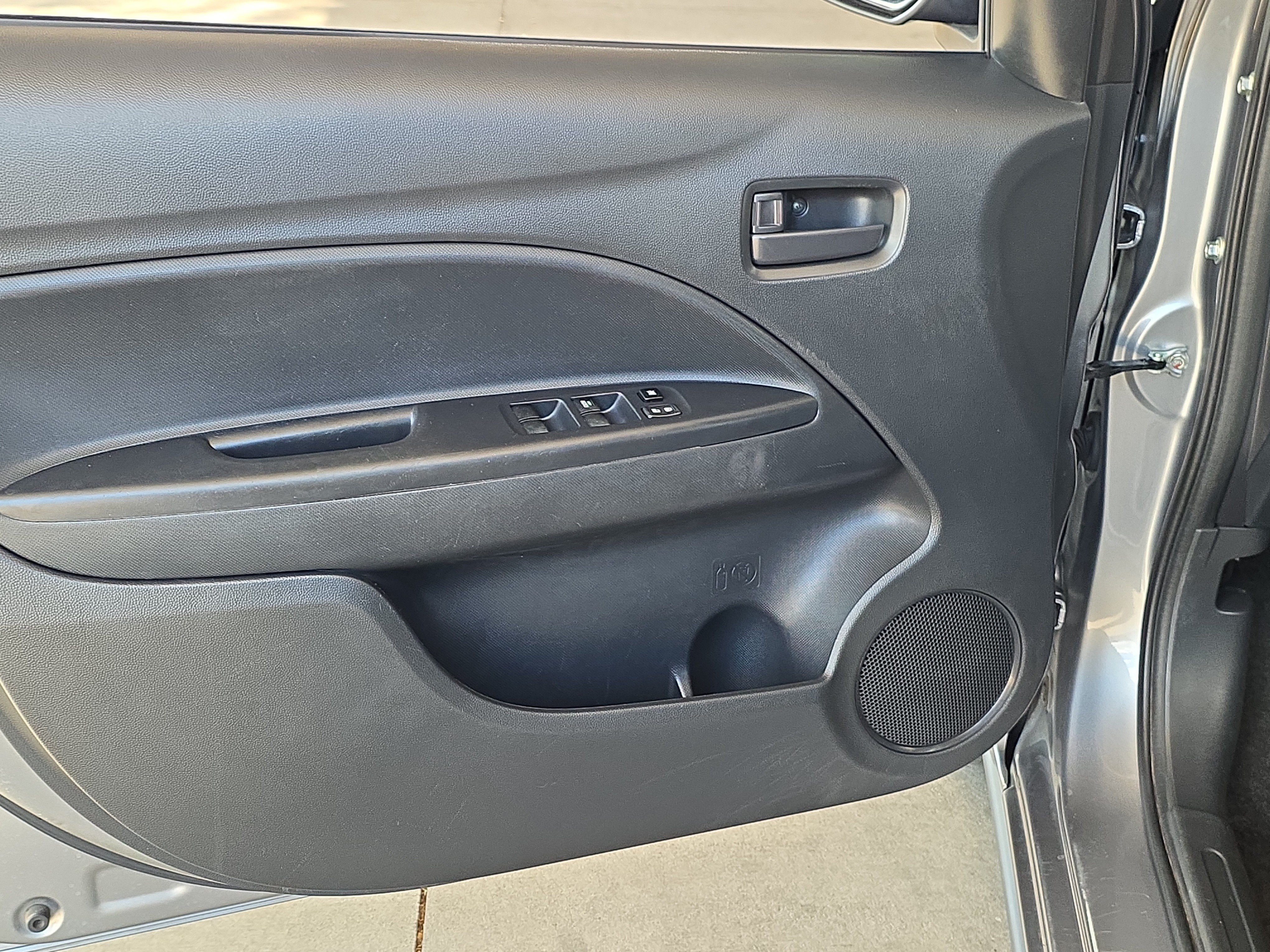 Used 2021 Mitsubishi Mirage LE FWD image 9