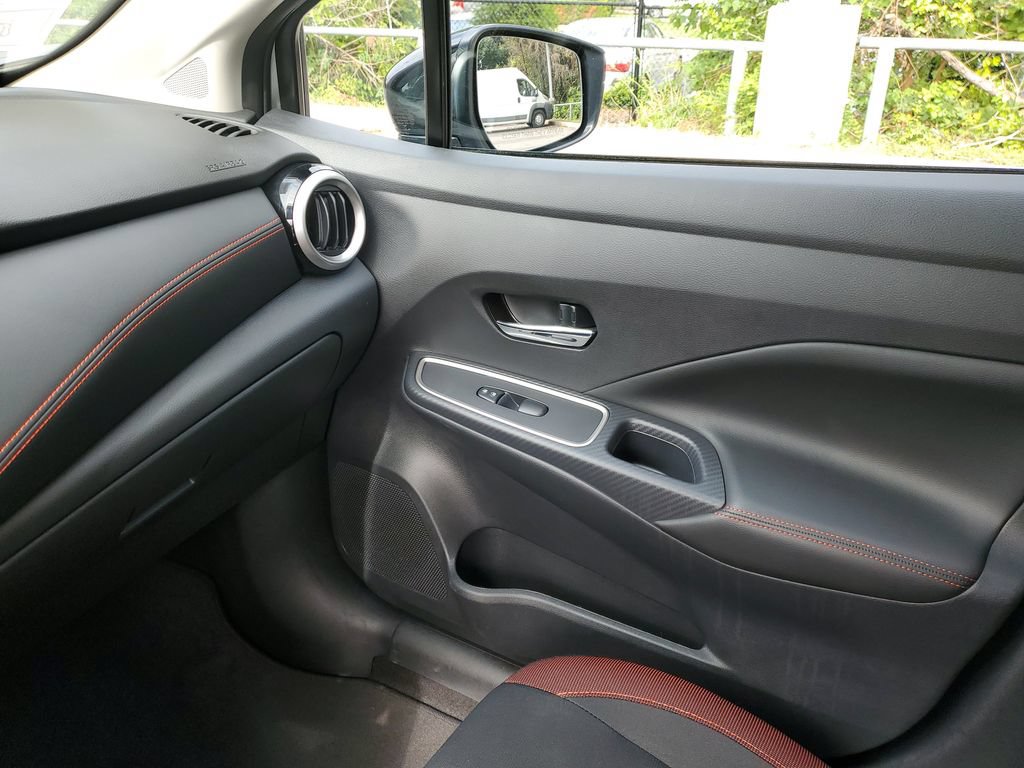 Certified 2025 Nissan Versa SR w/ Trunk Package FWD image 34