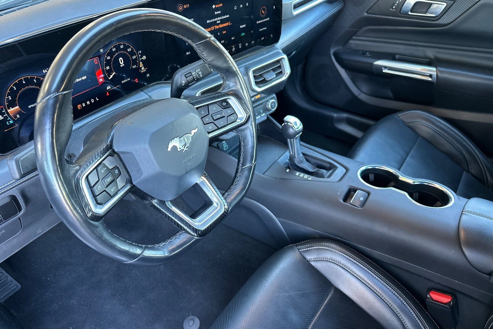 Used 2025 Ford Mustang Premium RWD image 6