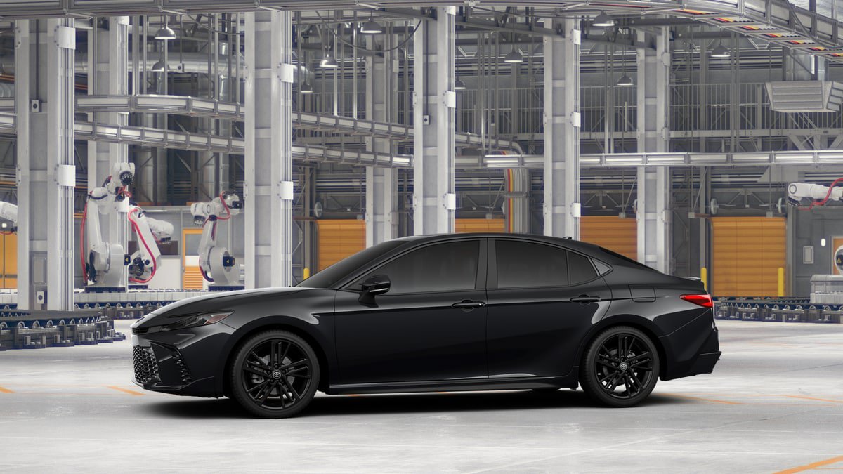 New 2026 Toyota Camry Hybrid AWD/4WD image 3