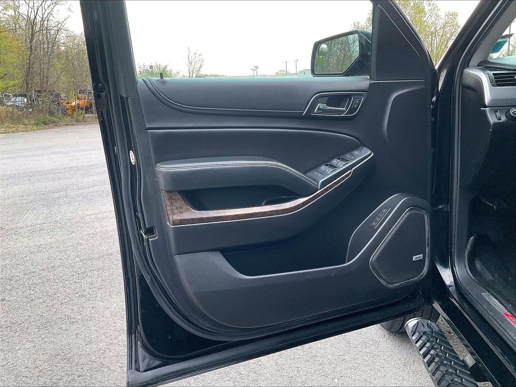 Used 2017 Chevrolet Tahoe LT w/ Z71 Midnight Edition AWD/4WD image 9