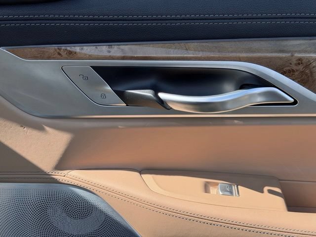 Used 2018 BMW 750i RWD image 20