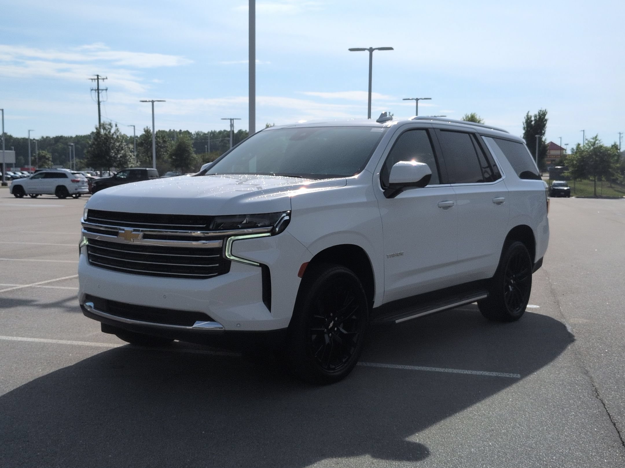 Used 2024 Chevrolet Tahoe LT RWD image 8