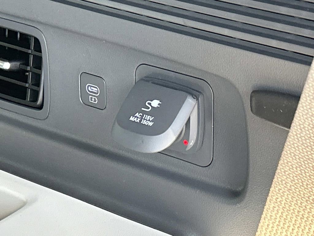 New 2026 Hyundai Santa Fe Limited image 14