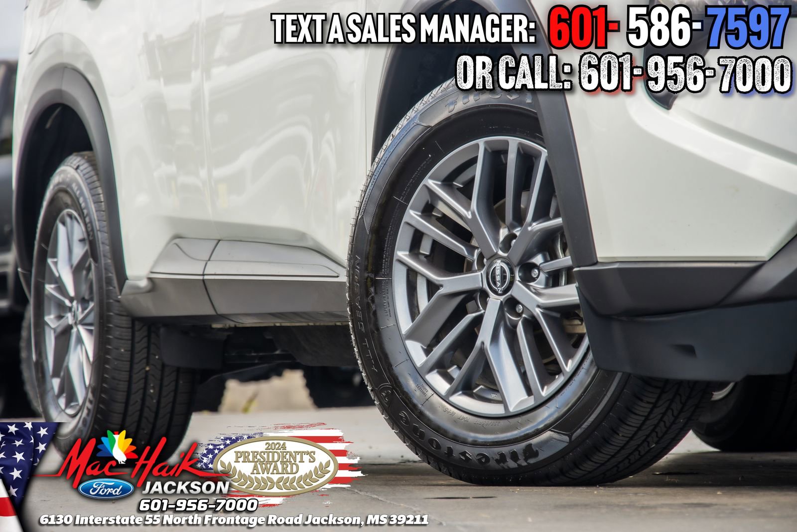 Used 2024 Nissan Rogue S image 2