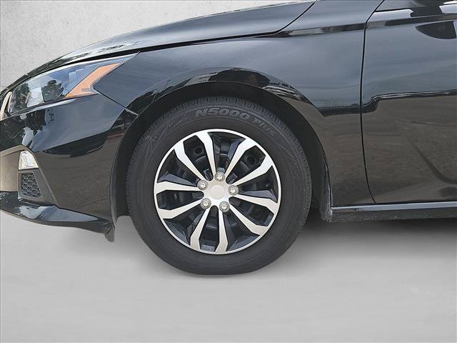 Used 2022 Nissan Altima 2.5 S FWD image 19