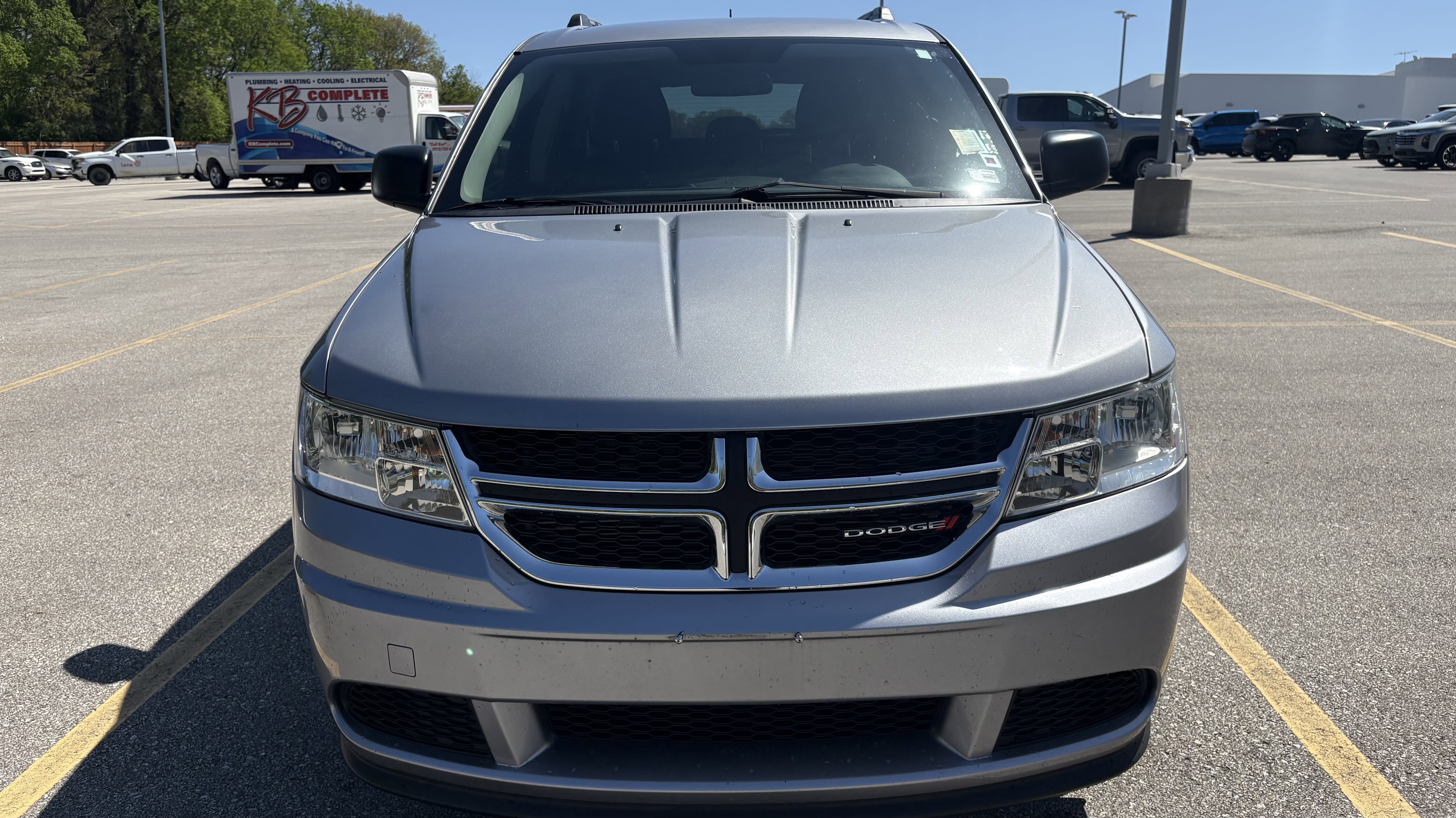 Used 2017 Dodge Journey SE image 3