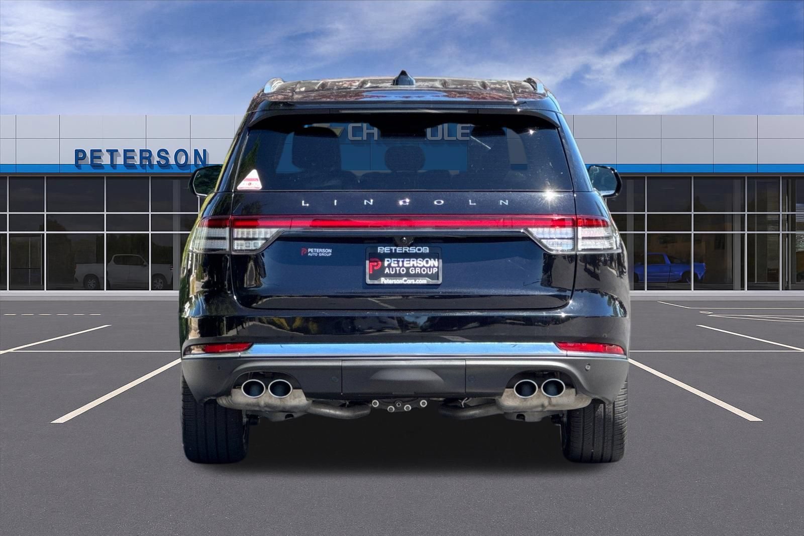 Used 2025 Lincoln Aviator Reserve AWD/4WD image 5
