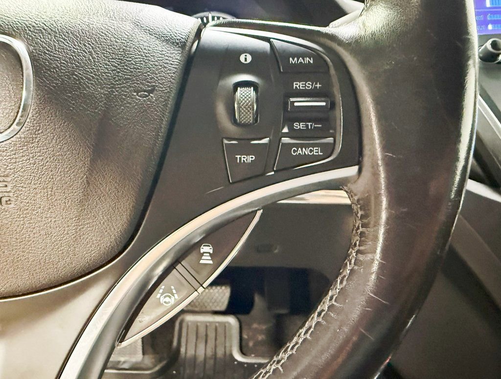 Used 2017 Acura MDX SH-AWD w/ Technology Package image 12