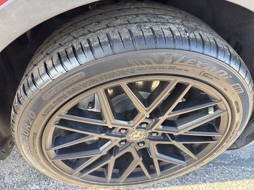 Used 2022 Tesla Model Y Long Range image 13