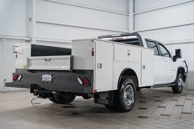 Used 2024 Chevrolet Silverado 3500 LT w/ Snow Plow Prep Package image 7