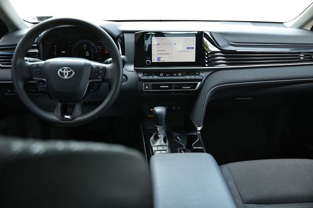 Used 2025 Toyota Camry LE FWD image 26