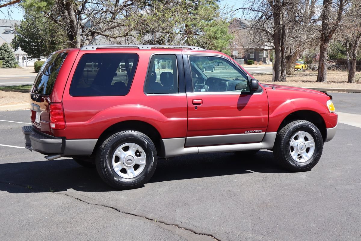 Used 2001 Ford Explorer Sport AWD/4WD image 4