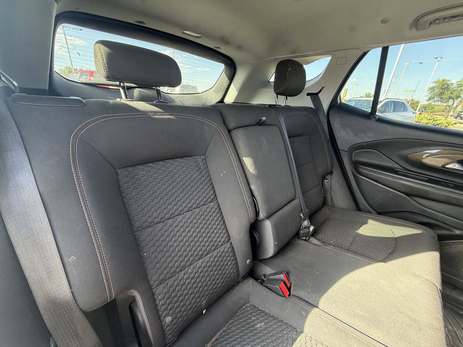 Used 2020 GMC Terrain SLE FWD image 17