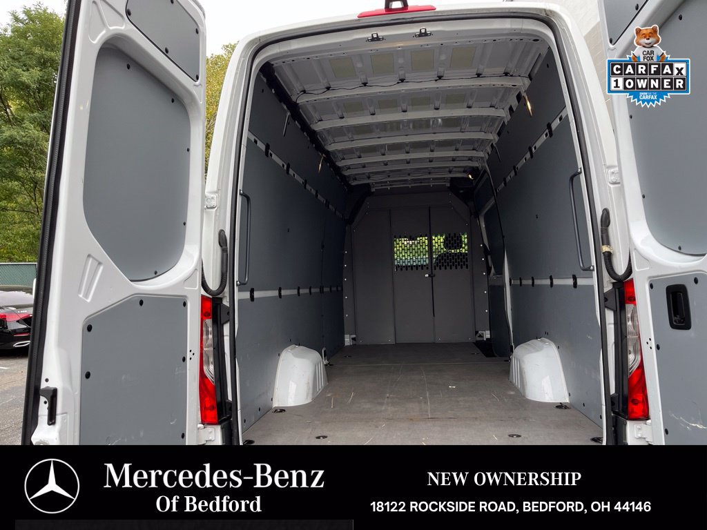 Used 2024 Mercedes-Benz Sprinter 2500 image 12