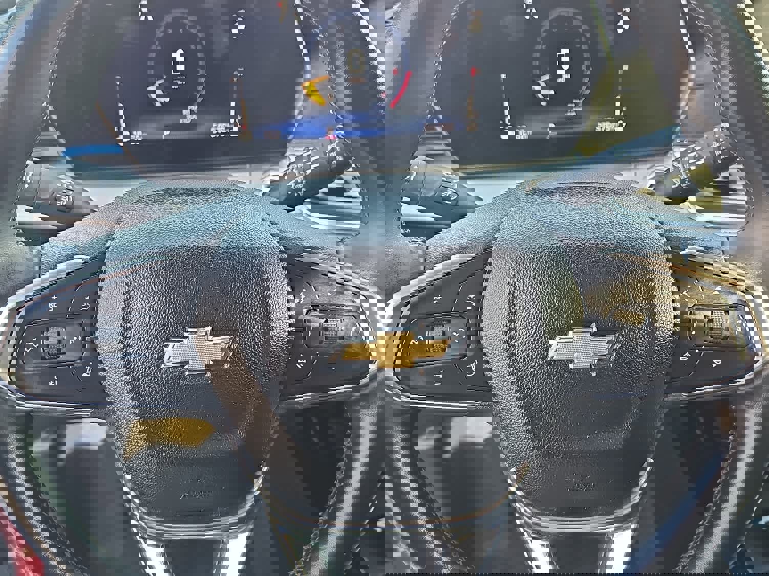 Used 2025 Chevrolet Trax LT w/ Driver Confidence Package image 11