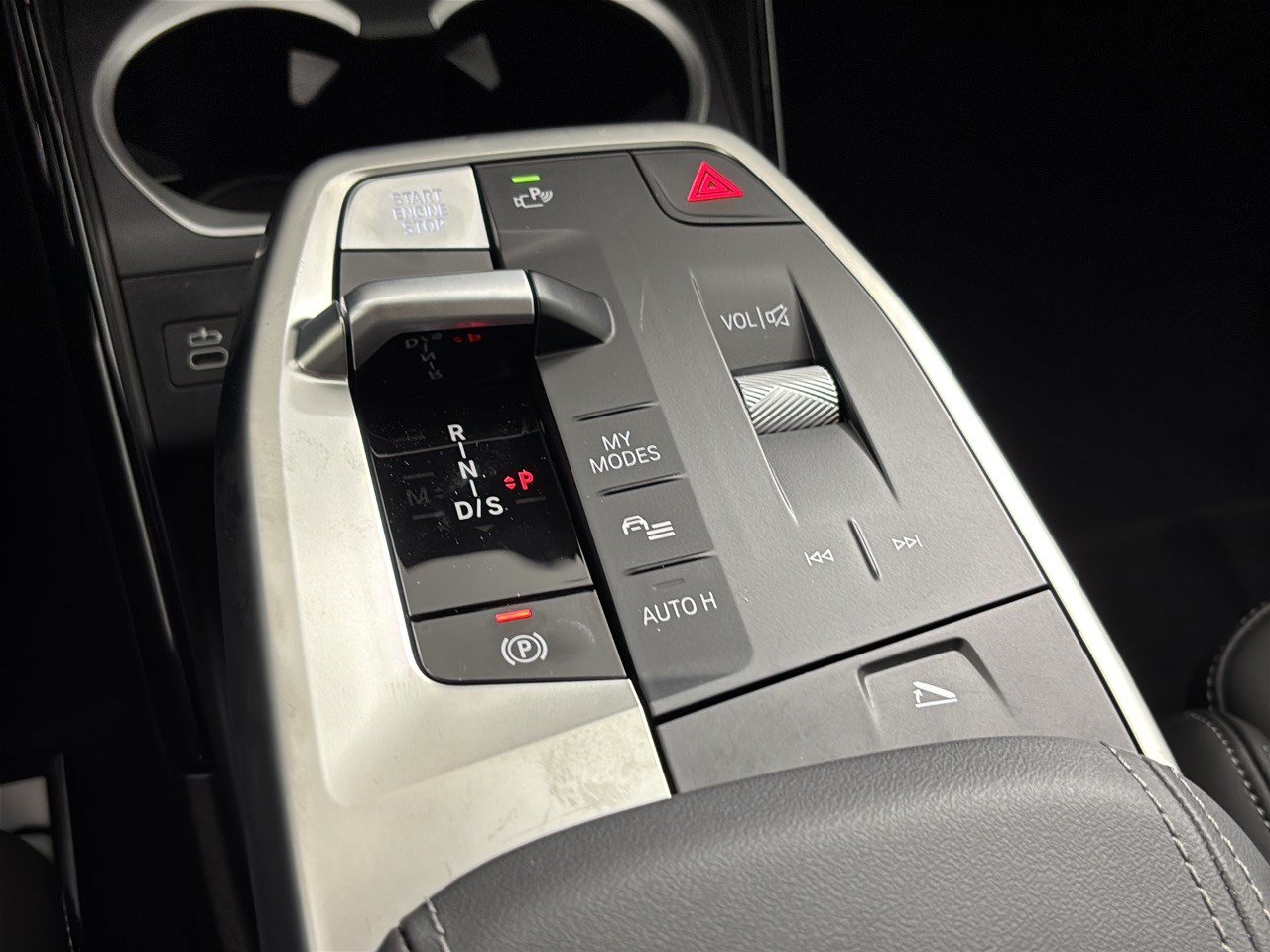 New 2027 BMW X1 xDrive28i AWD/4WD image 21