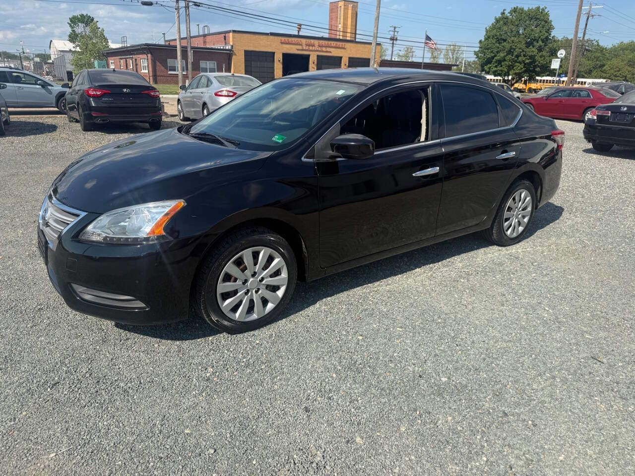 Used 2014 Nissan Sentra SV image 3