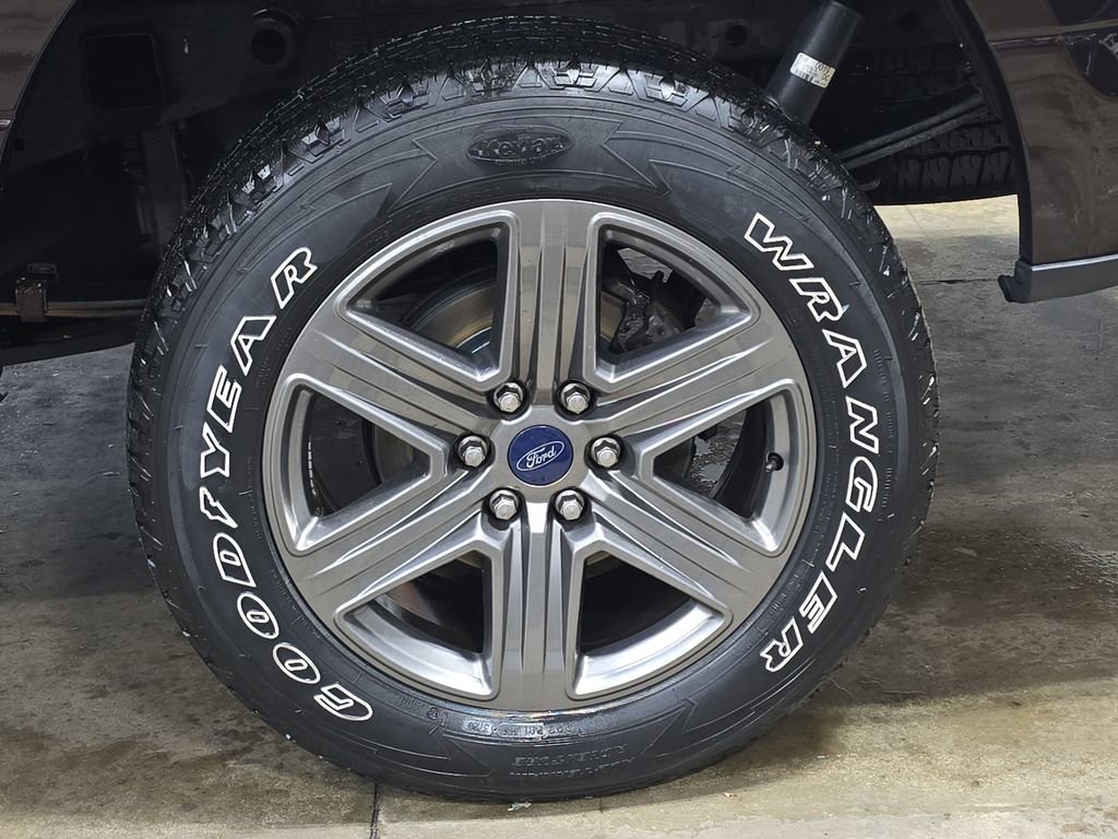 Used 2018 Ford F150 XLT w/ Equipment Group 301A Mid image 28