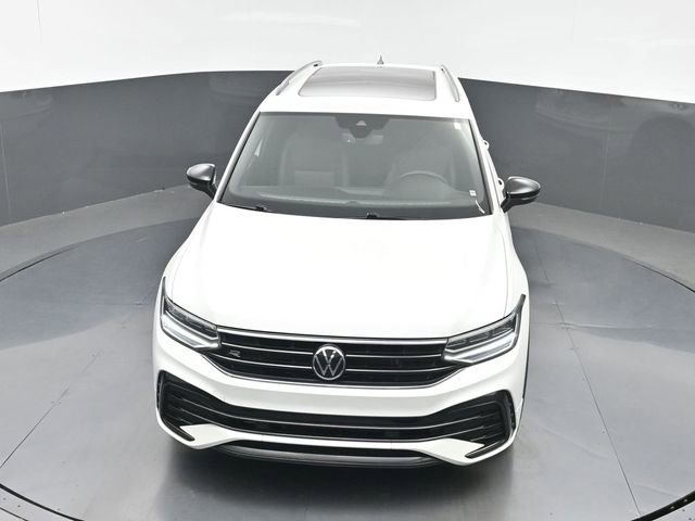 Used 2023 Volkswagen Tiguan SE R-Line FWD image 28