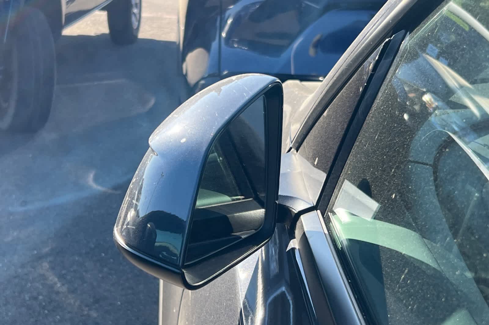 Used 2026 Tesla Model Y AWD image 8