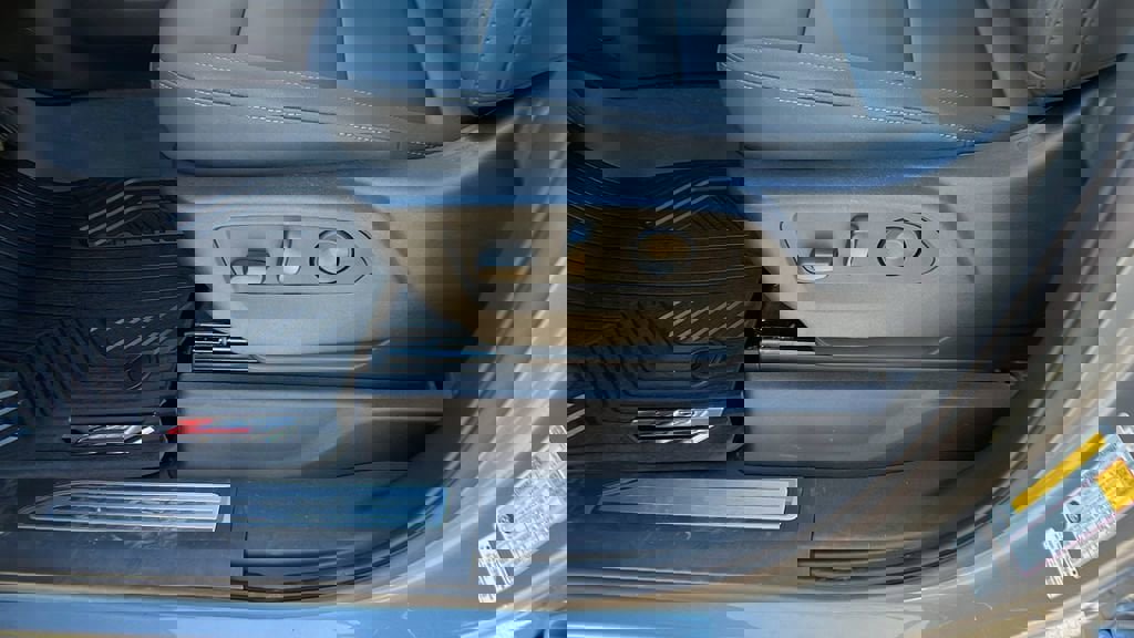 New 2026 Chevrolet Silverado 1500 LT Trail Boss w/ LT Trail Boss Premium Package image 14